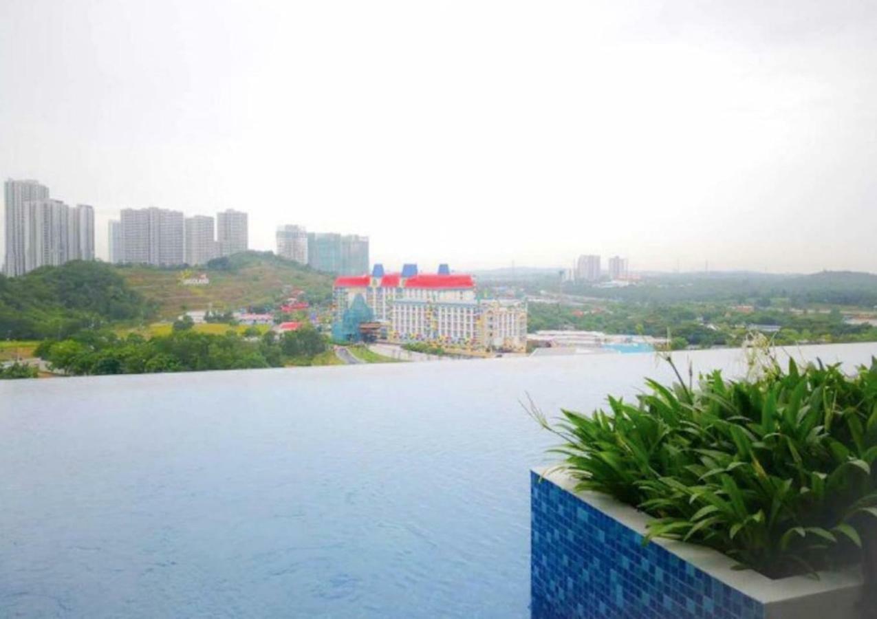 D'Pristine Legoland Apartment Nusajaya  Exterior photo